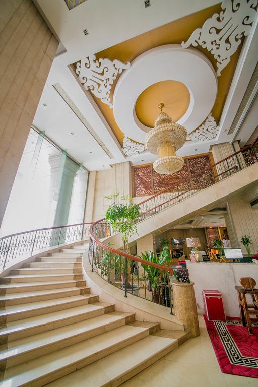 Jingzhou International Hotel 石家荘 エクステリア 写真
