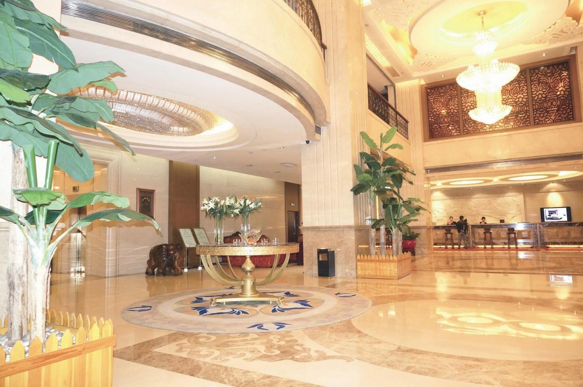 Jingzhou International Hotel 石家荘 エクステリア 写真