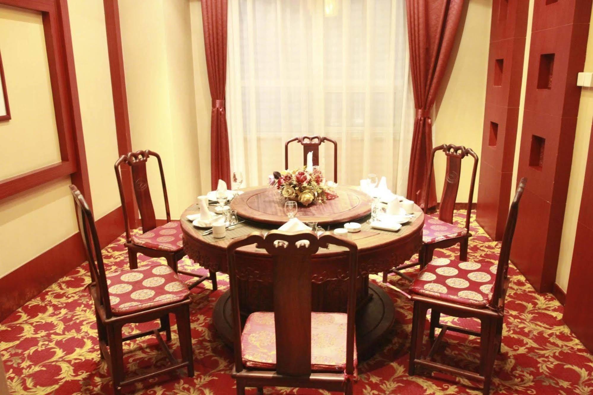 Jingzhou International Hotel 石家荘 エクステリア 写真