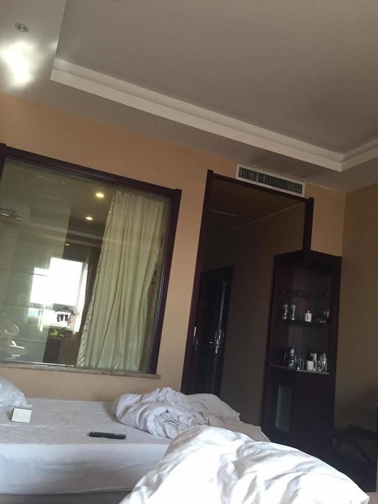 Jingzhou International Hotel 石家荘 エクステリア 写真